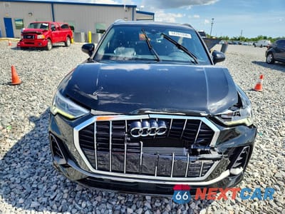 Piąte zdjęcie samochodu w środku: 2020 AUDI Q3 PREMIUM PLUS S-LINE VIN:WA1EECF33L1088478 - miniatura
