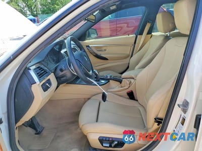 Zdjęcie 7 z 12 samochodu: 2016 BMW 328 I SULEV VIN:WBA8E9G50GNT46053 - miniatura