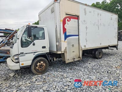 2007 ISUZU NPR JALC4B16277000095 - główne zdjęcie licytacji z USA - miniatura