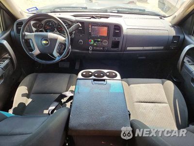 Zdjęcie 8 z 12 samochodu: 2013 CHEVROLET SILVERADO K1500 LT VIN:3GCPKSE78DG140616 - miniatura
