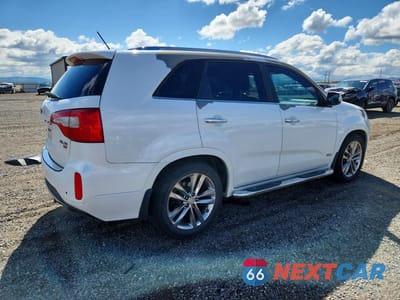 Trzecie zdjęcie samochodu z tyłu: 2014 KIA SORENTO SX LIMITED VIN:5XYKWDA75EG488079 - miniatura