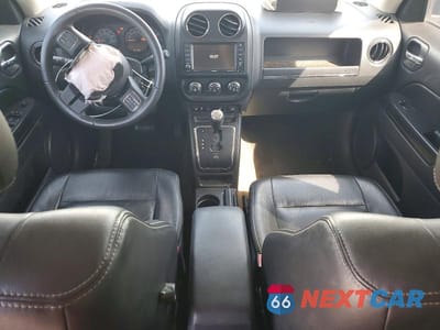 Zdjęcie 8 z 13 samochodu: 2017 JEEP PATRIOT LATITUDE VIN:1C4NJPFA6HD132860 - miniatura