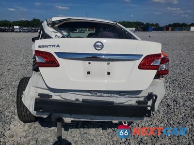 Zdjęcie 6 z 13 samochodu: 2015 NISSAN SENTRA S VIN:3N1AB7AP9FY285057 - miniatura