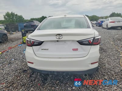 Zdjęcie 6 z 12 samochodu: 2019 TOYOTA YARIS LE VIN:3MYDLBYV3KY522894 - miniatura