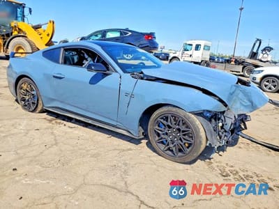 Czwarte zdjęcie samochodu z boku: 2024 FORD MUSTANG GT VIN:1FA6P8CF1R5429979 - miniatura