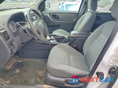 Zdjęcie 7 z 12 samochodu: 2005 FORD ESCAPE HEV VIN:1FMCU96HX5KE18141 - miniatura