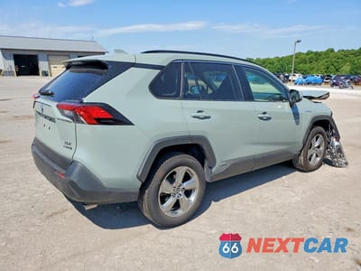 Trzecie zdjęcie samochodu z tyłu: 2021 TOYOTA RAV4 HYBRID XLE PREMIUM VIN:JTMB6RFV3MD516284 - miniatura