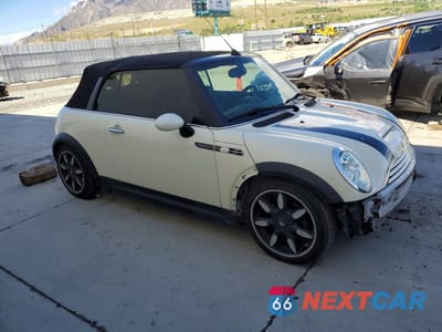 Czwarte zdjęcie samochodu z boku: 2008 MINI COOPER S VIN:WMWRH33508TL96933 - miniatura