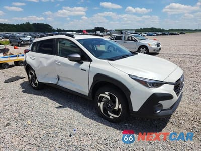 Czwarte zdjęcie samochodu z boku: 2026 SUBARU CROSSTREK LIMITED VIN:JF2GUSND1T8236156 - miniatura