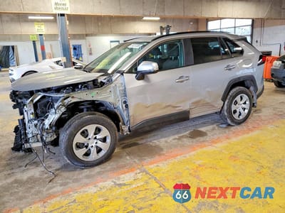 2020 TOYOTA RAV4 LE 2T3G1RFV7LW104620 - główne zdjęcie licytacji z USA - miniatura
