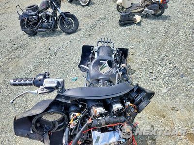 Piąte zdjęcie samochodu w środku: 2009 HARLEY-DAVIDSON FLHX VIN:1HD1KB4159Y631577 - miniatura