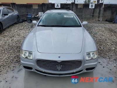 Piąte zdjęcie samochodu w środku: 2008 MASERATI QUATTROPORTE M139 VIN:ZAMFE39A480033468 - miniatura