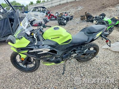 Trzecie zdjęcie samochodu z tyłu: 2026 KAWASAKI EX500 A VIN:ML5EXGJ10TDA81349 - miniatura
