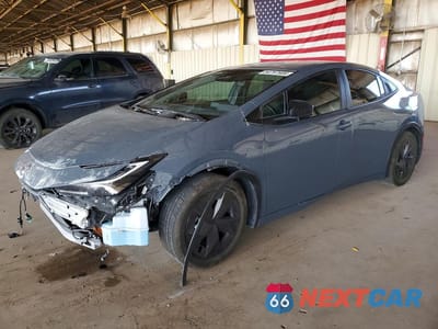 2024 TOYOTA PRIUS LE JTDACAAUXR3016527 - główne zdjęcie licytacji z USA - miniatura