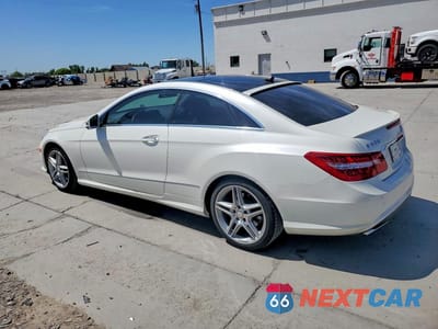 Drugie zdjęcie samochodu z przodu: 2011 MERCEDES-BENZ E 550 VIN:WDDKJ7CBXBF092168 - miniatura