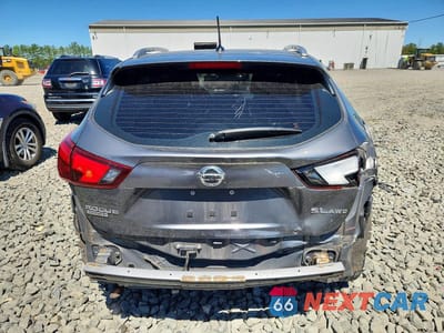 Zdjęcie 6 z 12 samochodu: 2018 NISSAN ROGUE SPORT SL VIN:JN1BJ1CR0JW294524 - miniatura