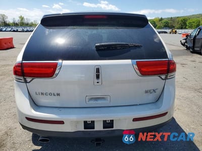 Zdjęcie 6 z 13 samochodu: 2014 LINCOLN MKX VIN:2LMDJ6JK8EBL14857 - miniatura