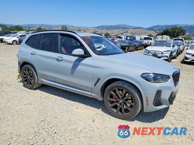 Czwarte zdjęcie samochodu z boku: 2023 BMW X3 VIN:5UX53DP04P9N53085 - miniatura
