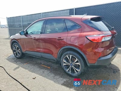 Drugie zdjęcie samochodu z przodu: 2021 FORD ESCAPE SE VIN:1FMCU9G67MUB00980 - miniatura