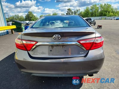 Zdjęcie 6 z 12 samochodu: 2016 TOYOTA CAMRY SE VIN:4T1BF1FK8GU604402 - miniatura