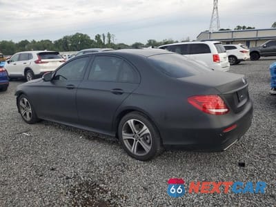 Drugie zdjęcie samochodu z przodu: 2020 MERCEDES-BENZ E 350 VIN:W1KZF8DB5LA836648 - miniatura