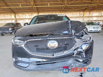 Piąte zdjęcie samochodu w środku: 2020 MAZDA CX-5 GRAND TOURING VIN:JM3KFBDM3L0731372 - miniatura