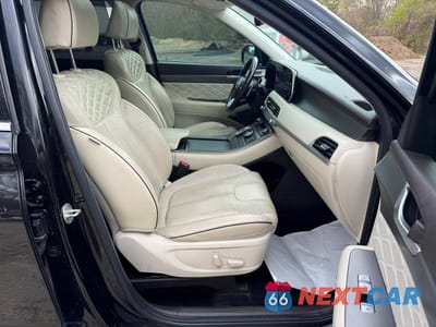 Piąte zdjęcie samochodu w środku: 2020 HYUNDAI PALISADE LIMITED VIN:KM8R54HE6LU073642 - miniatura