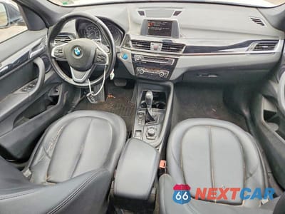 Zdjęcie 8 z 13 samochodu: 2017 BMW X1 SDRIVE28I VIN:WBXHU7C31H5H37833 - miniatura