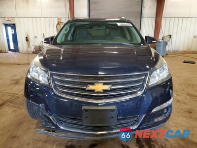 Piąte zdjęcie samochodu w środku: 2017 CHEVROLET TRAVERSE LT VIN:1GNKVGKDXHJ273415 - miniatura