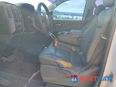 Zdjęcie 7 z 12 samochodu: 2017 CHEVROLET SILVERADO K2500 HEAVY DUTY VIN:1GC1KUEG2HF165780 - miniatura