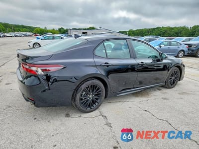 Trzecie zdjęcie samochodu z tyłu: 2022 TOYOTA CAMRY SE NIGHTSHADE VIN:4T1G11BK0NU066639 - miniatura
