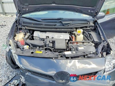 Zdjęcie 11 z 12 samochodu: 2015 TOYOTA PRIUS TWO VIN:JTDKN3DU9F1896794 - miniatura