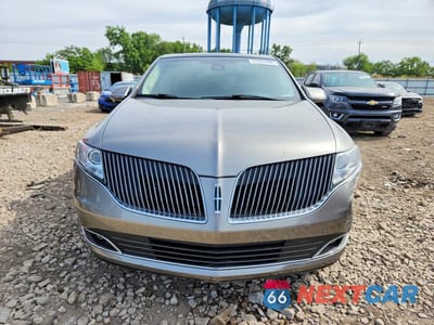 Piąte zdjęcie samochodu w środku: 2015 LINCOLN MKT VIN:2LMHJ5AT1FBL03642 - miniatura