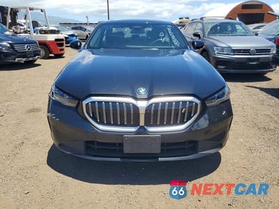 Piąte zdjęcie samochodu w środku: 2025 BMW I5 EDRIVE 40 VIN:WBY33FK05SCT65214 - miniatura