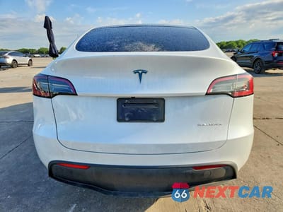 Zdjęcie 6 z 12 samochodu: 2023 TESLA MODEL Y VIN:7SAYGDEE7PA079088 - miniatura