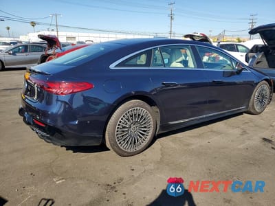 Trzecie zdjęcie samochodu z tyłu: 2022 MERCEDES-BENZ EQS SEDAN 450+ VIN:W1KCG2DB9NA019122 - miniatura