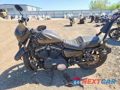 Trzecie zdjęcie samochodu z tyłu: 2020 HARLEY-DAVIDSON XL883 N VIN:1HD4LE211LB400524 - miniatura