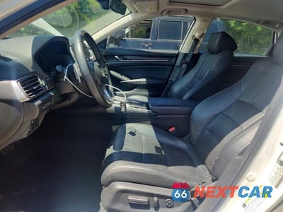 Zdjęcie 7 z 12 samochodu: 2018 HONDA ACCORD TOURING HYBRID VIN:1HGCV3F91JA011558 - miniatura