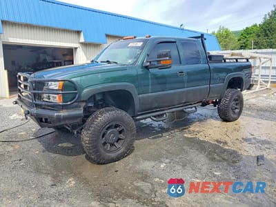 2004 CHEVROLET SILVERADO K2500 HEAVY DUTY 1GCHK29284E306644 - główne zdjęcie licytacji z USA - miniatura