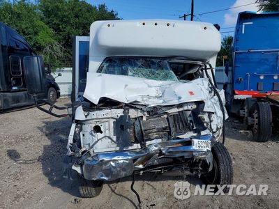 Piąte zdjęcie samochodu w środku: 2021 FORD E-350 SHUTTLE BUS VIN:1FDEE3FN7MDC17566 - miniatura