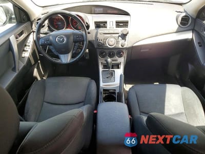Zdjęcie 8 z 12 samochodu: 2011 MAZDA 3 S VIN:JM1BL1K63B1379287 - miniatura
