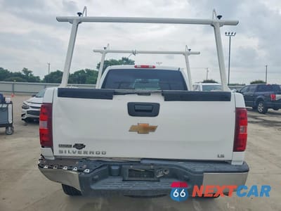 Zdjęcie 6 z 12 samochodu: 2011 CHEVROLET SILVERADO C1500 LS VIN:1GCRCREA5BZ459012 - miniatura