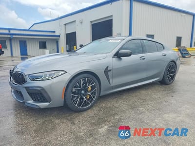 2024 BMW M8 WBSGV0C01RCS01101 - główne zdjęcie licytacji z USA - miniatura