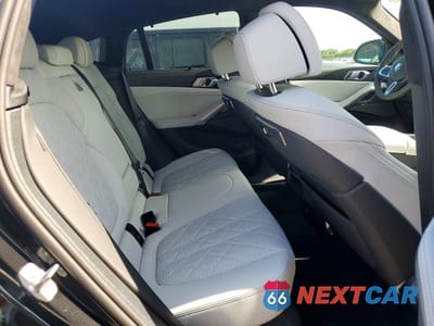 Zdjęcie 10 z 12 samochodu: 2026 BMW X6 M60I VIN:5UX43EX05T9405488 - miniatura