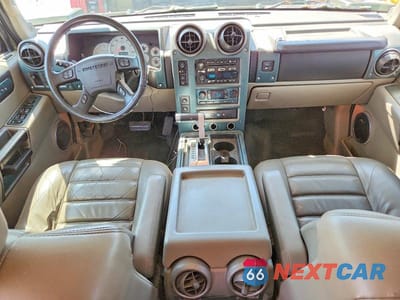 Zdjęcie 8 z 13 samochodu: 2003 HUMMER H2 VIN:5GRGN23U83H145186 - miniatura