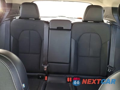 Zdjęcie 10 z 13 samochodu: 2020 VOLVO XC40 T4 MOMENTUM VIN:YV4AC2HK6L2291252 - miniatura
