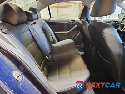 Zdjęcie 10 z 12 samochodu: 2011 VOLKSWAGEN JETTA SE VIN:3VWDZ7AJXBM345038 - miniatura