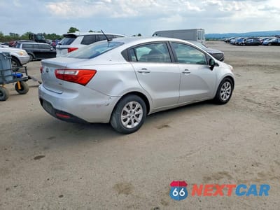 Trzecie zdjęcie samochodu z tyłu: 2015 KIA RIO LX VIN:KNADM4A35F6457511 - miniatura