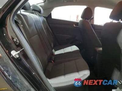 Zdjęcie 10 z 13 samochodu: 2018 HYUNDAI ACCENT SEL VIN:3KPC24A33JE017973 - miniatura