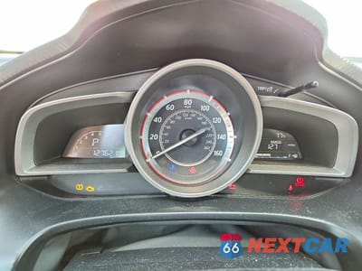Zdjęcie 9 z 12 samochodu: 2015 MAZDA MAZDA3 HATCHBACK VIN:3MZBM1K76FM164501 - miniatura